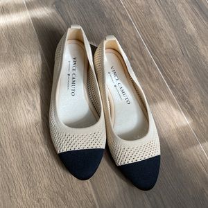 Vince Camuto Flats size 7